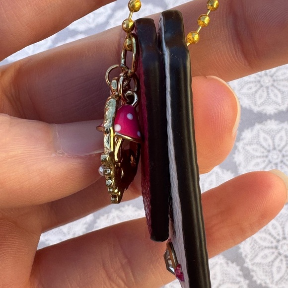 Coach Custom Hangtag Cat and Flowers - Picture 4 of 9